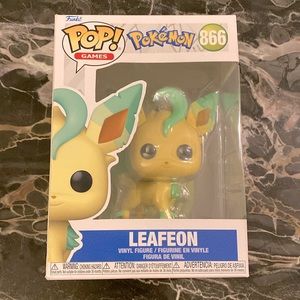 Leafeon Pokemon Funko Pop (866) - Lightly Used with Original Box